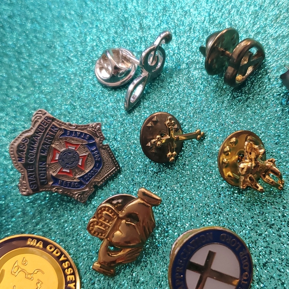 Lot of vintage pins - Picture 3 of 6